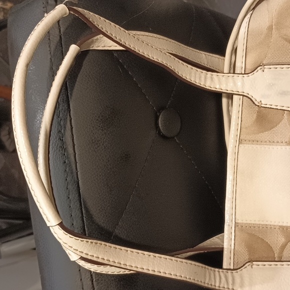 Coach handbag - Picture 9 of 16